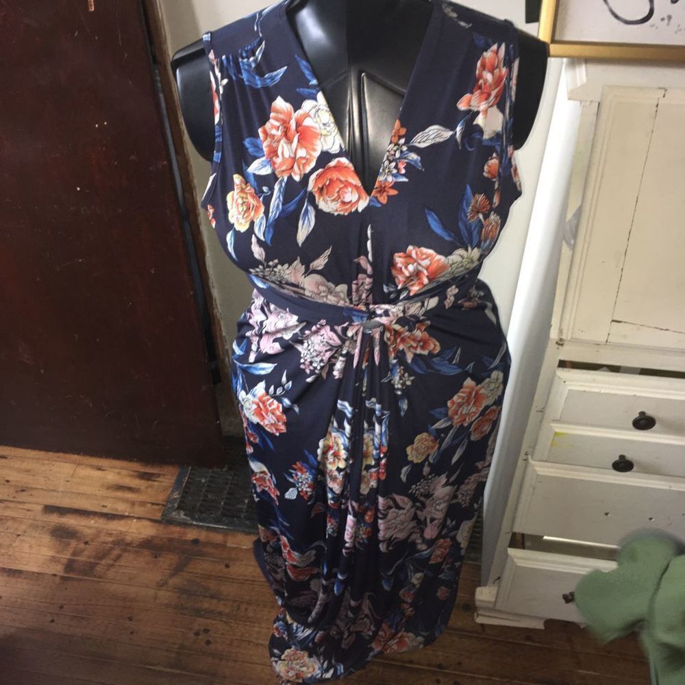 Peace love California S knit floral twist waist maxi dress